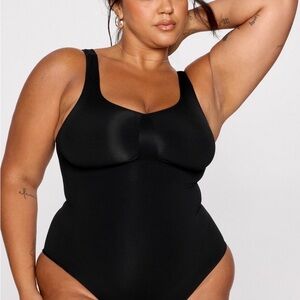 5x YITTY Nearly Naked Seamless thong bodysuit